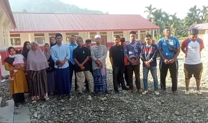 Bupati Aceh Selatan Hibahkan Tanah Pribadi untuk Pembangunan SD di Lhok Sialang Rayeuk